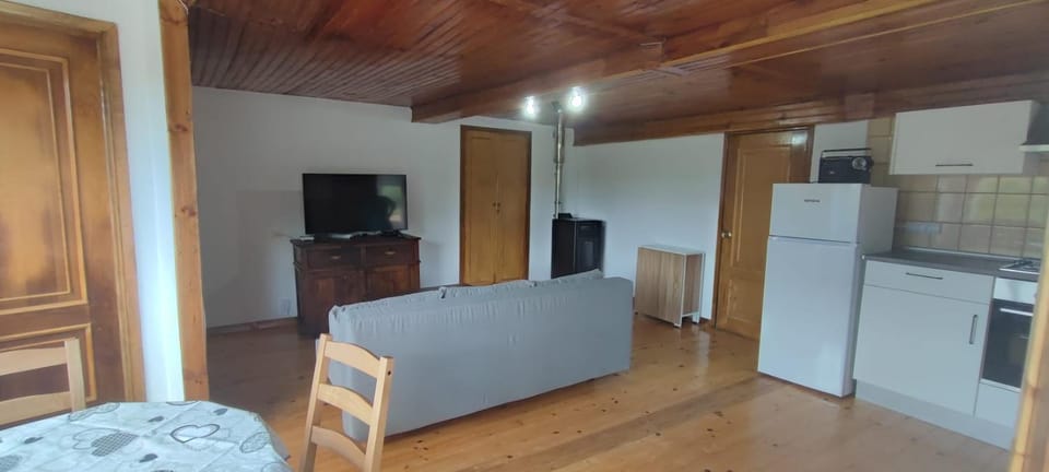 TV and multimedia, Kitchen or kitchenette, oven