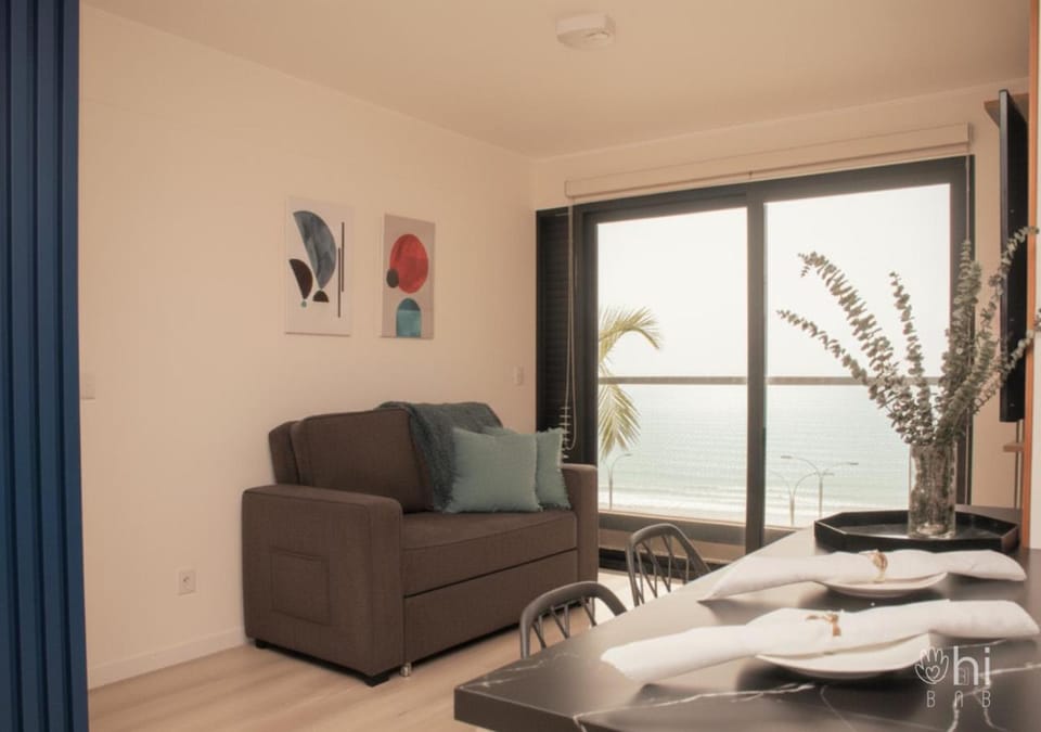 Departamento Vista al Mar Cerca Aeropuerto y Miraflores Apartment in La Perla