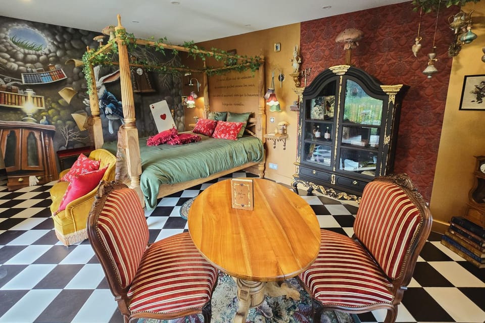 Photo of the whole room