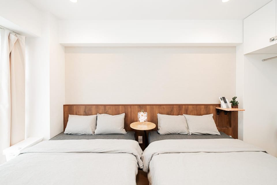 Bed, Photo of the whole room, Bedroom, air conditioner