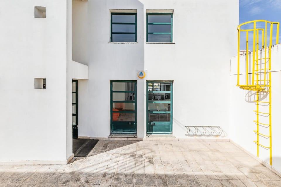 Property building, Facade/entrance