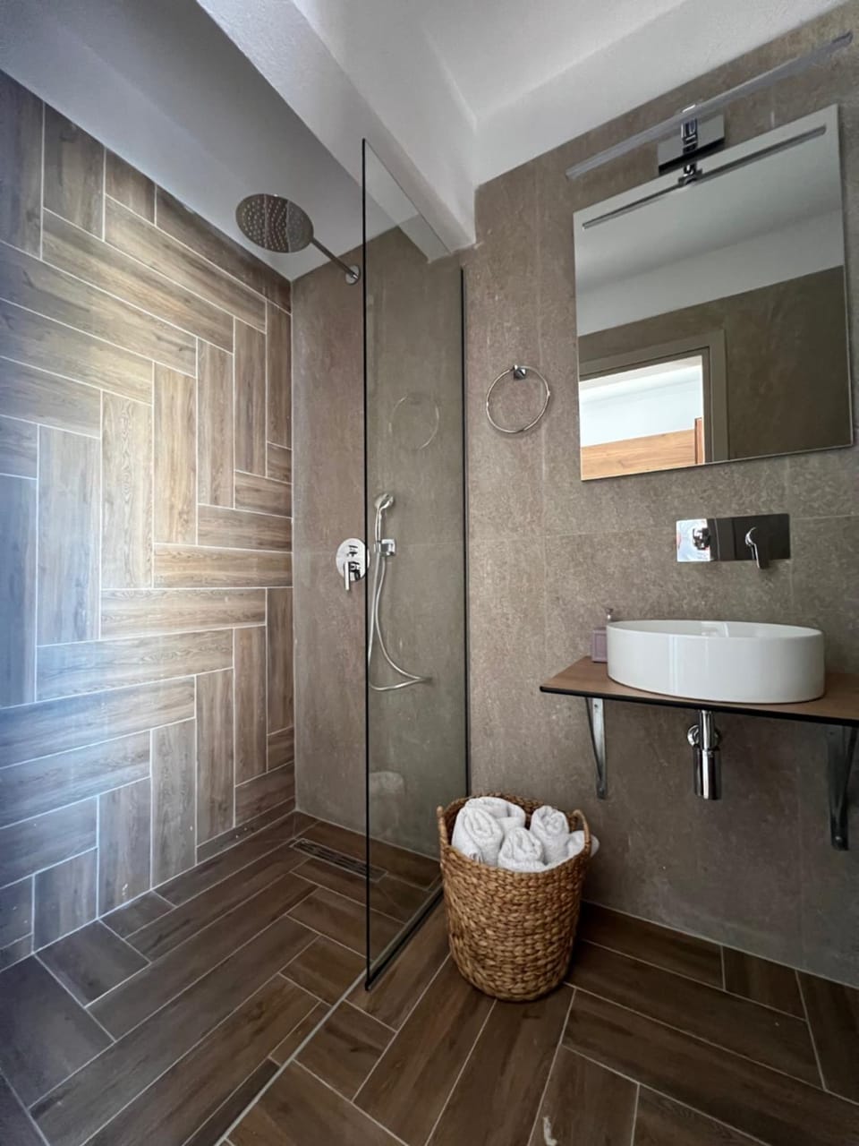 Pantheon Apartment in Skiathos