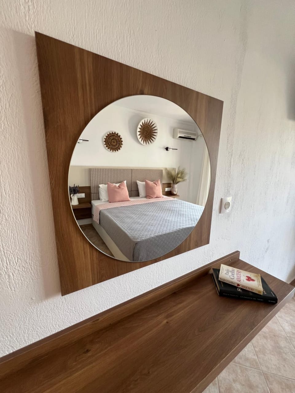 Pantheon Apartment in Skiathos