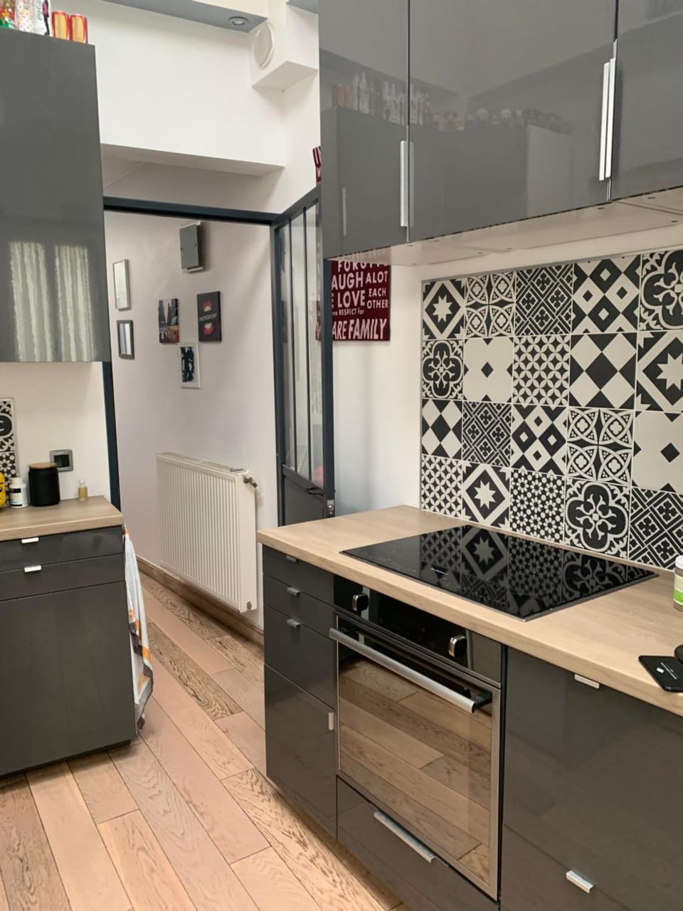 Kitchen or kitchenette, stove