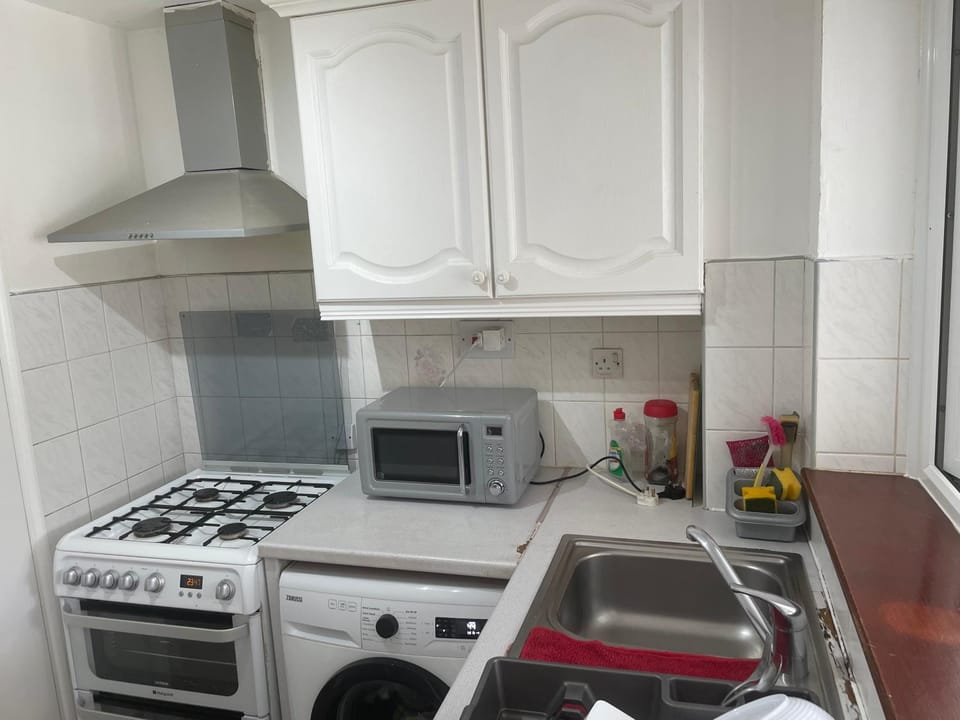 Olives Stay Vacation rental in Romford