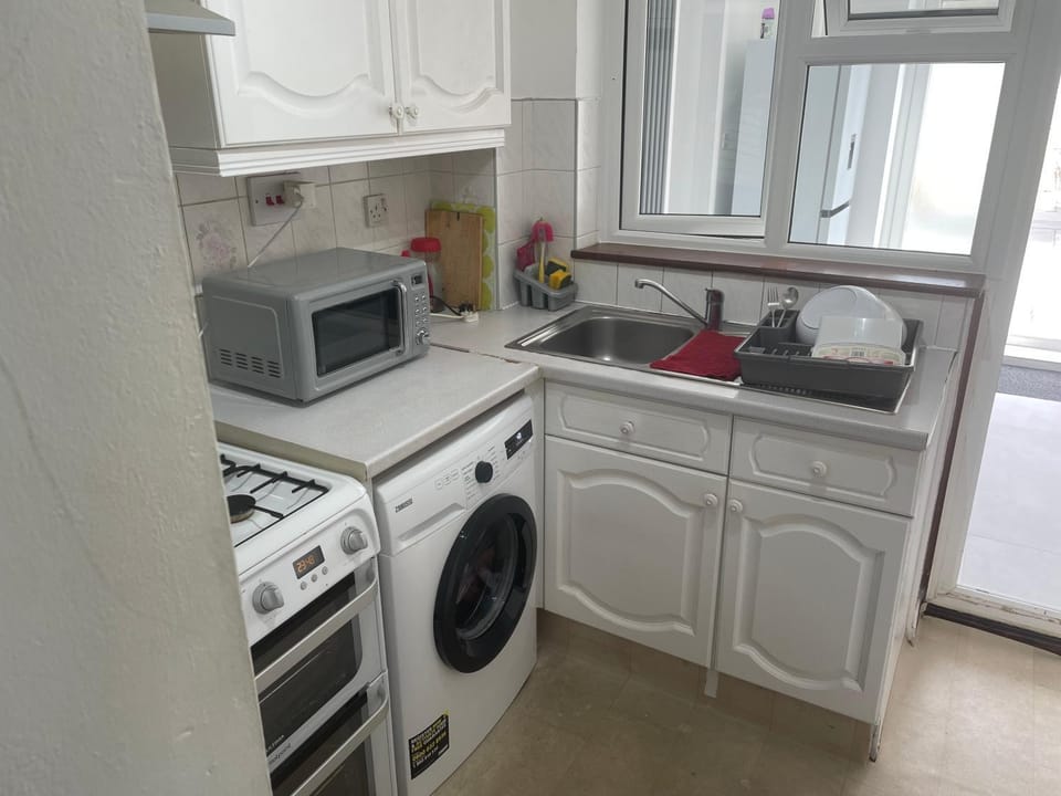 Olives Stay Vacation rental in Romford