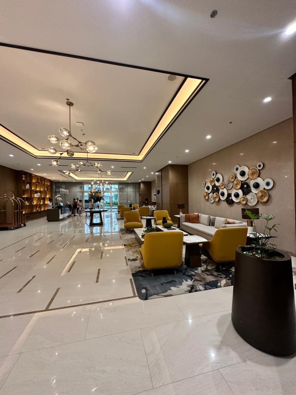 Splendid Sanctuary Apartment in Makati
