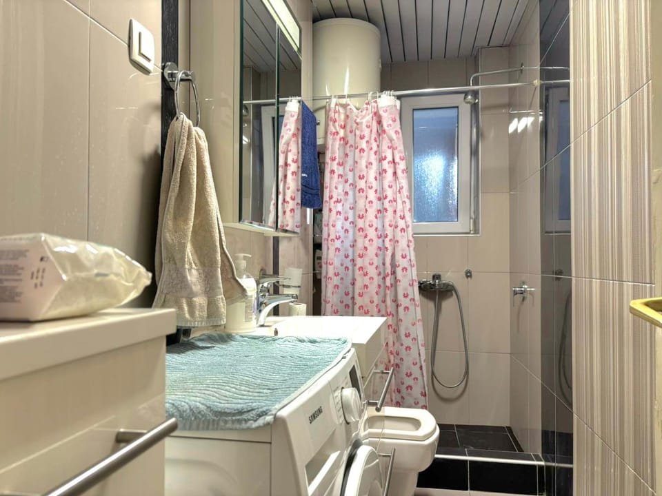 Millenium Cross view FREE Parking 1 BR apt 10 min from city center Apartment in Skopje
