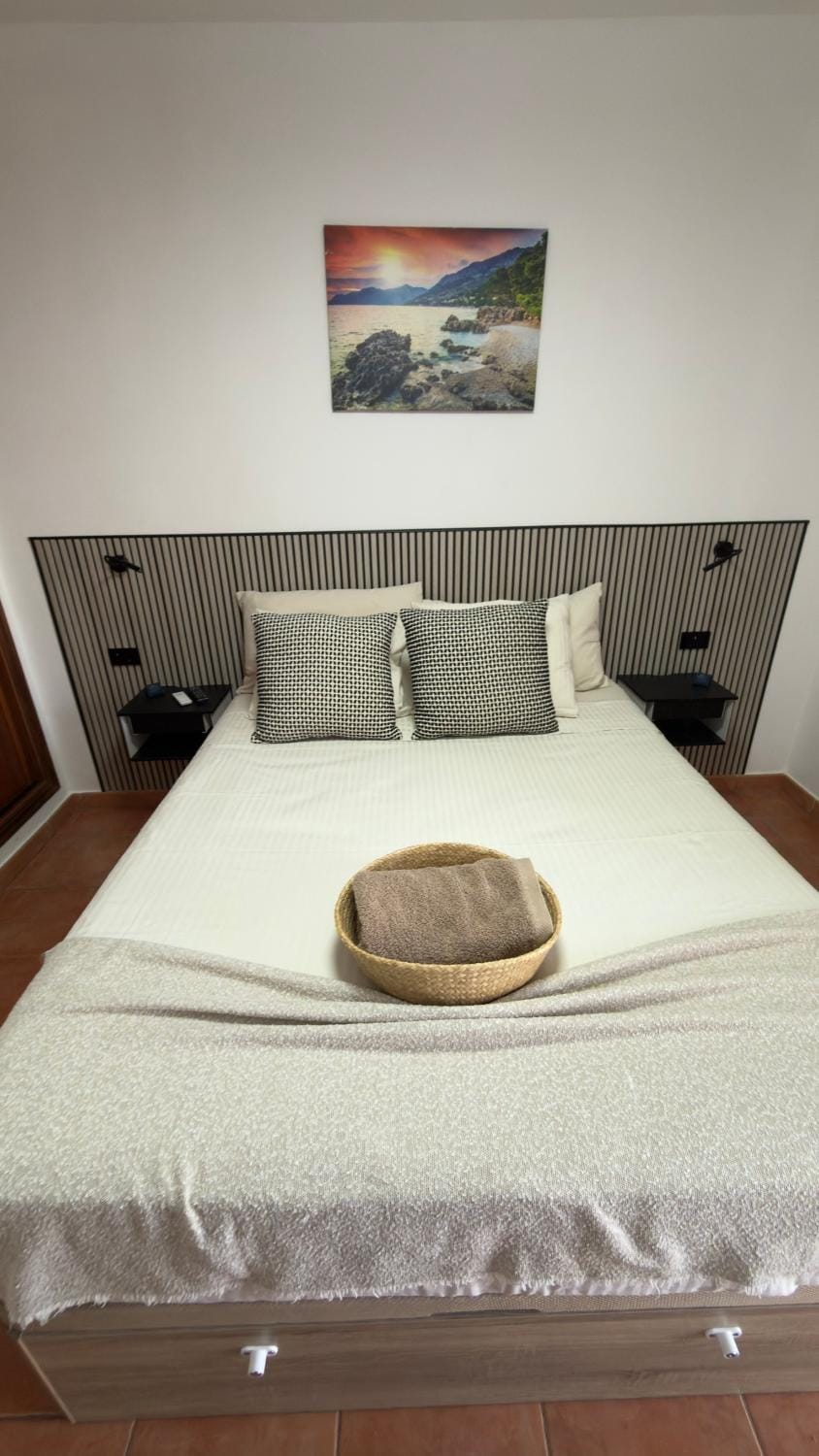 Apartamento Brisas del Sur - Oasis Tenerife Sur Apartment in Playa San Juan