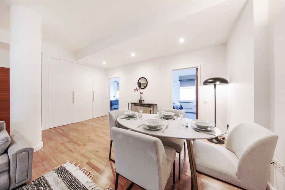 Chic 2 Bed Apartment near Camden Market FREE WIFI by City Stay Aparts London Apartment in London Borough of Islington