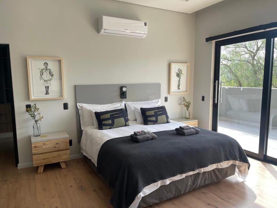 Modern House Dalsig Stellenbosch Apartment in Stellenbosch
