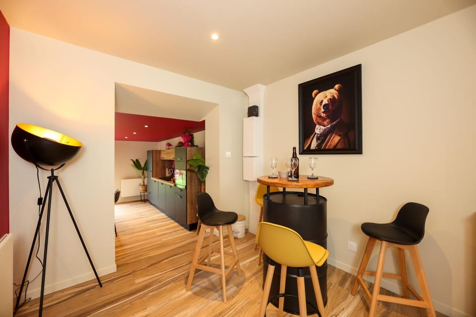 Living room, Lounge or bar