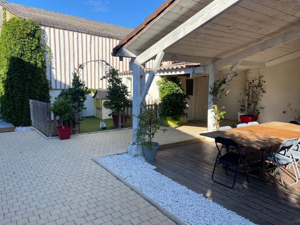Maison 4 Chambres avec Piscine House in Nouvelle-Aquitaine