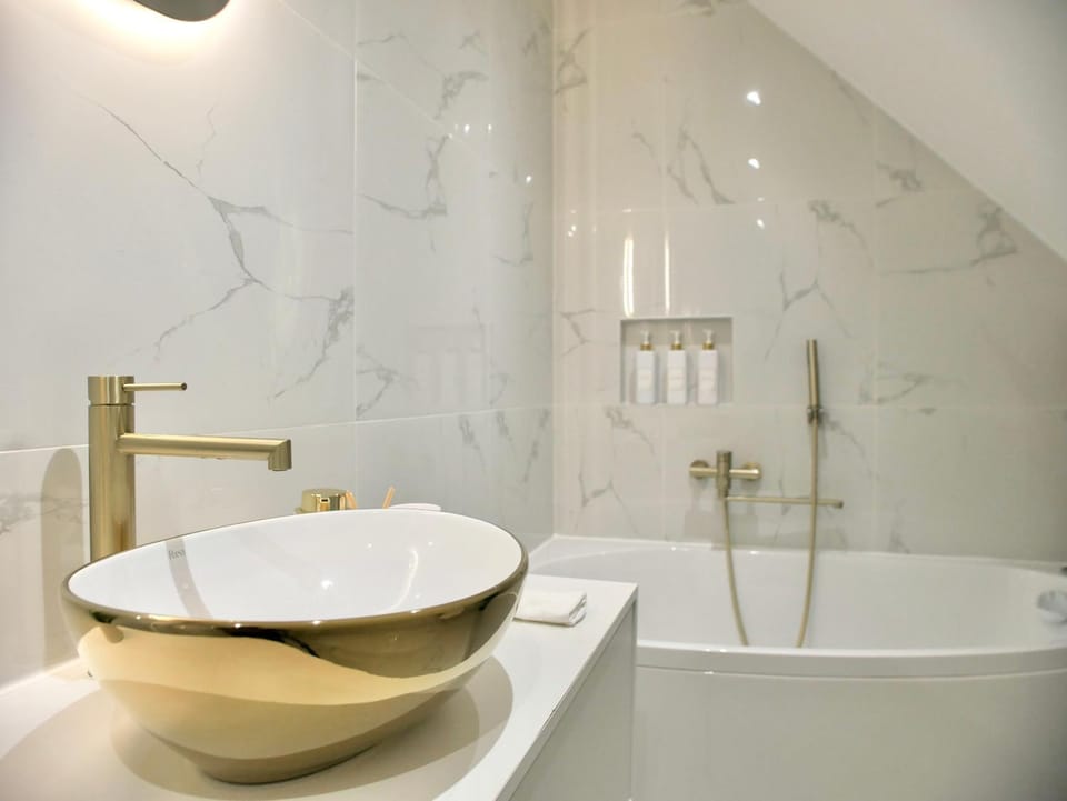 Villa à 1h15 de Paris, avec Piscine, Spa & Sauna Villa in Île-de-France