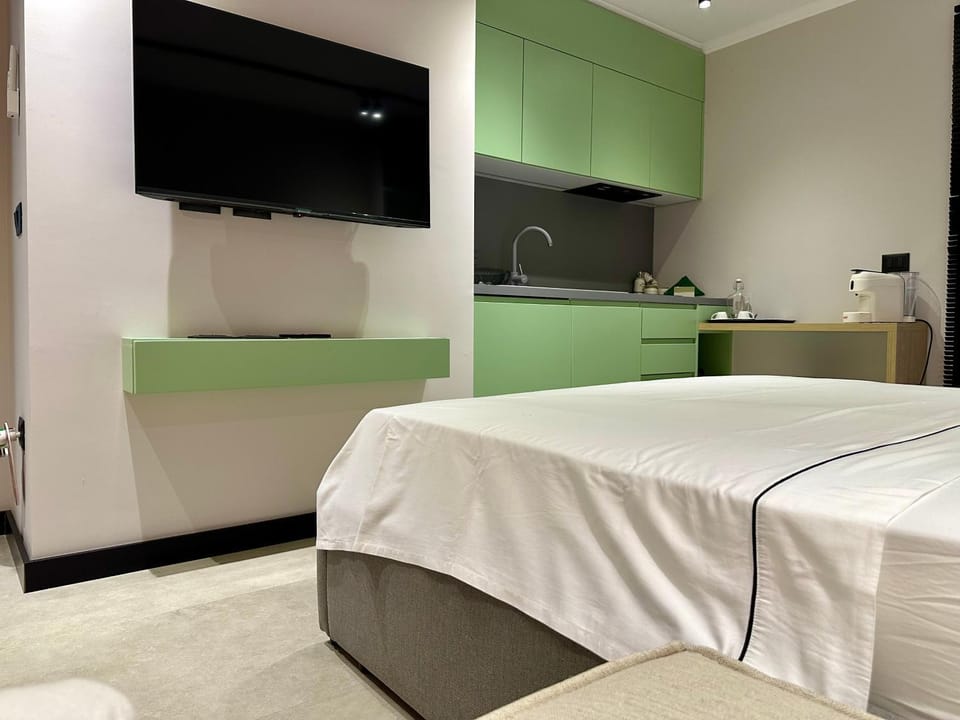 TV and multimedia, Bedroom