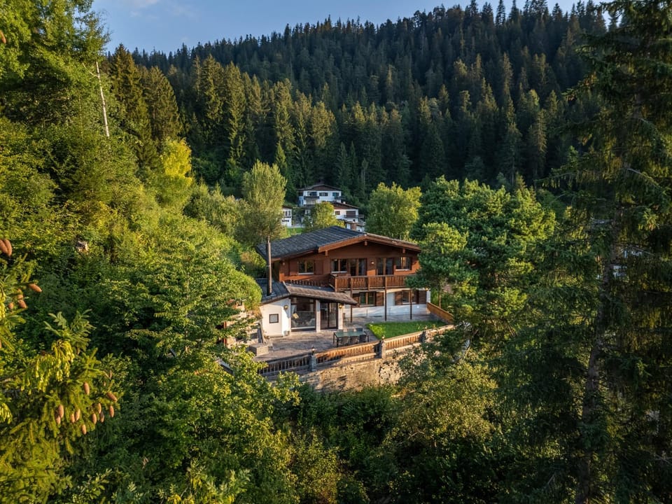 Property building, Day, Natural landscape