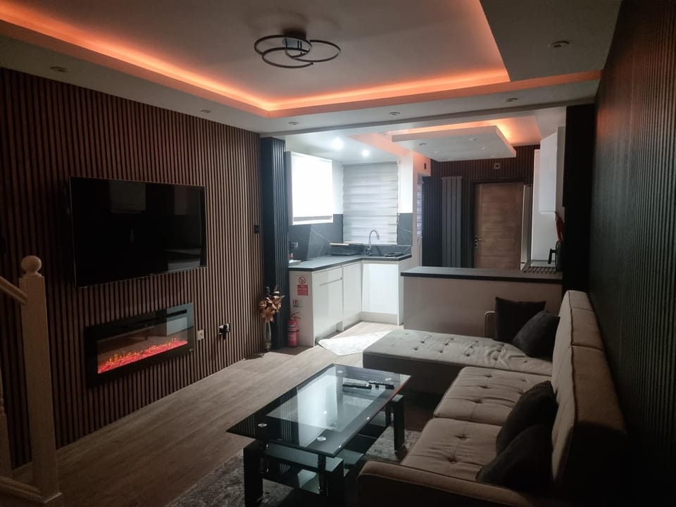 Uniq 3 Bedroom House in central Watford ,15min to London Euston , close to Harry Potter House in Watford