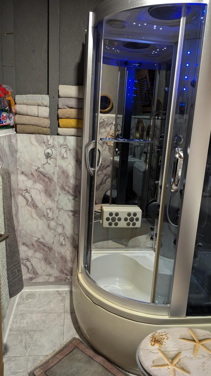 Shower, Bathroom