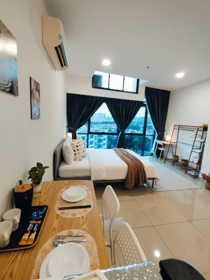 Cozy Haven Cozy Studios in Pacific Tower Apartment in Petaling Jaya
