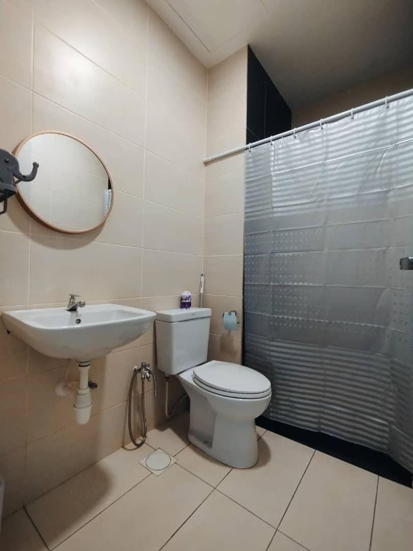 Cozy Haven Cozy Studios in Pacific Tower Apartment in Petaling Jaya