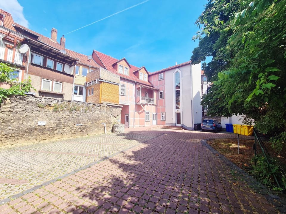 Patio, Garden, Parking