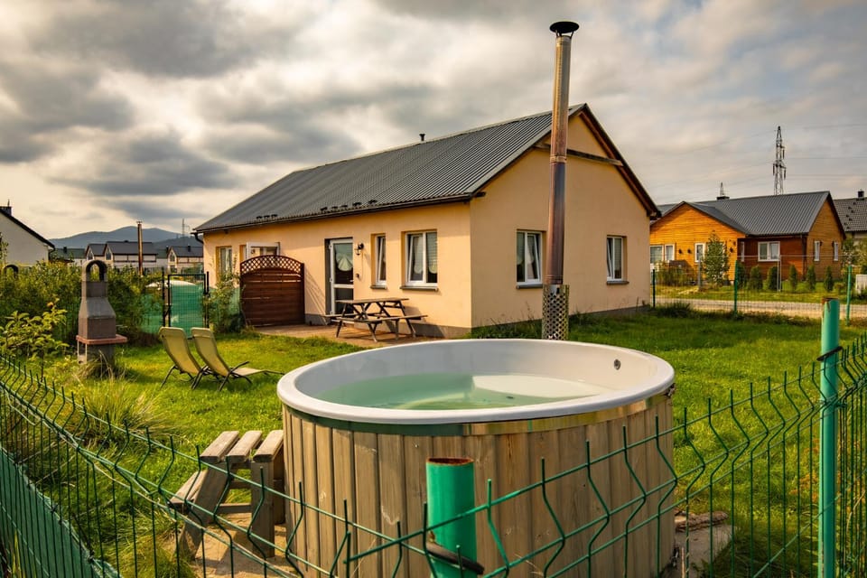 Property building, Garden view