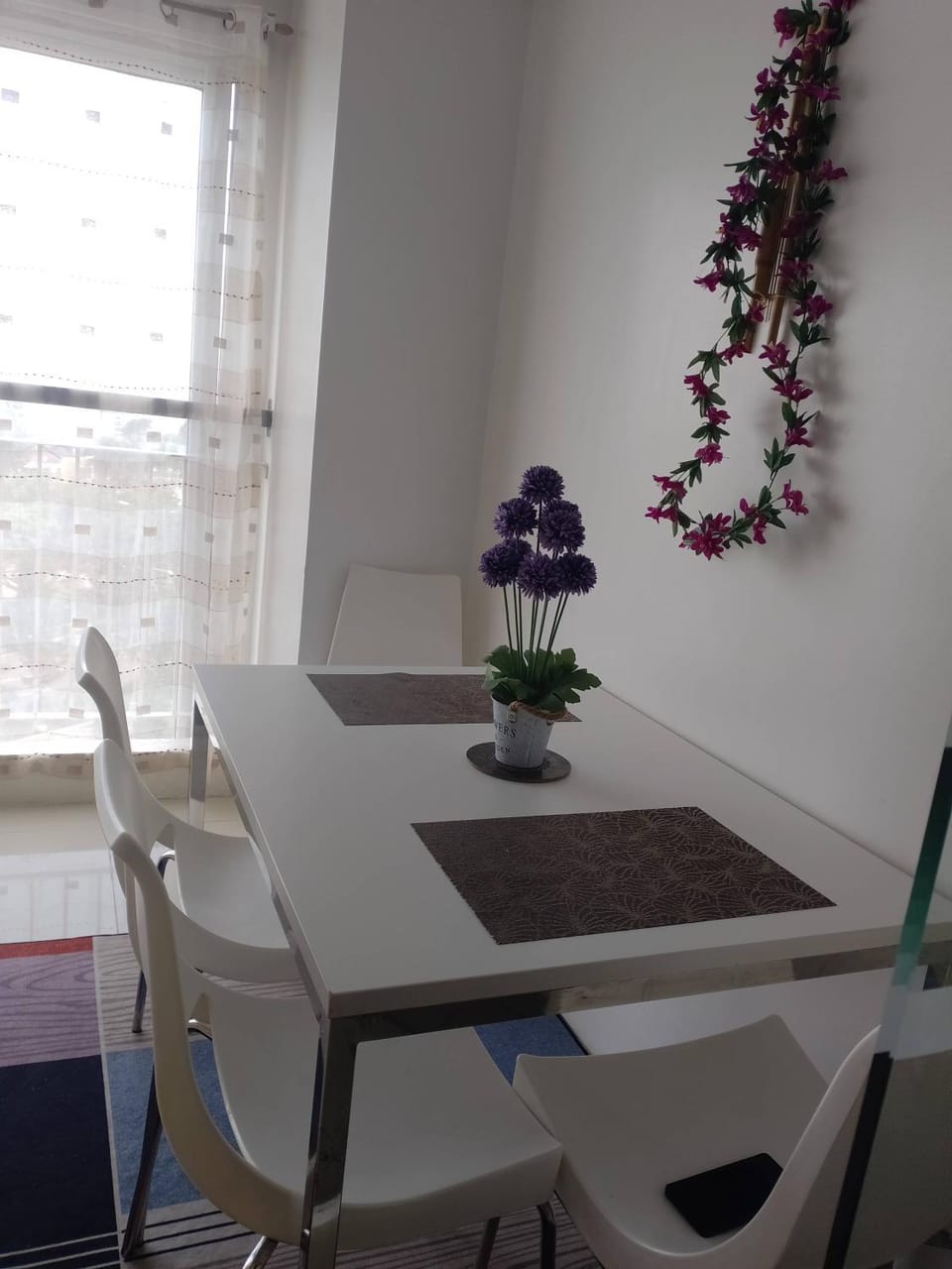 LM Trav accommodation and reservation services Bed and Breakfast in Tagaytay