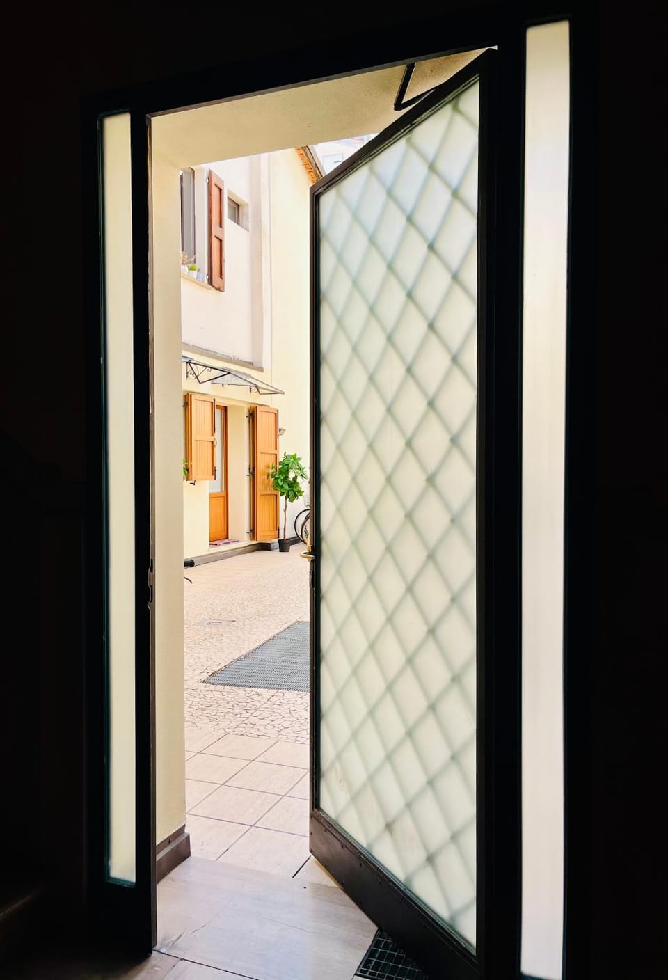 Inner courtyard view