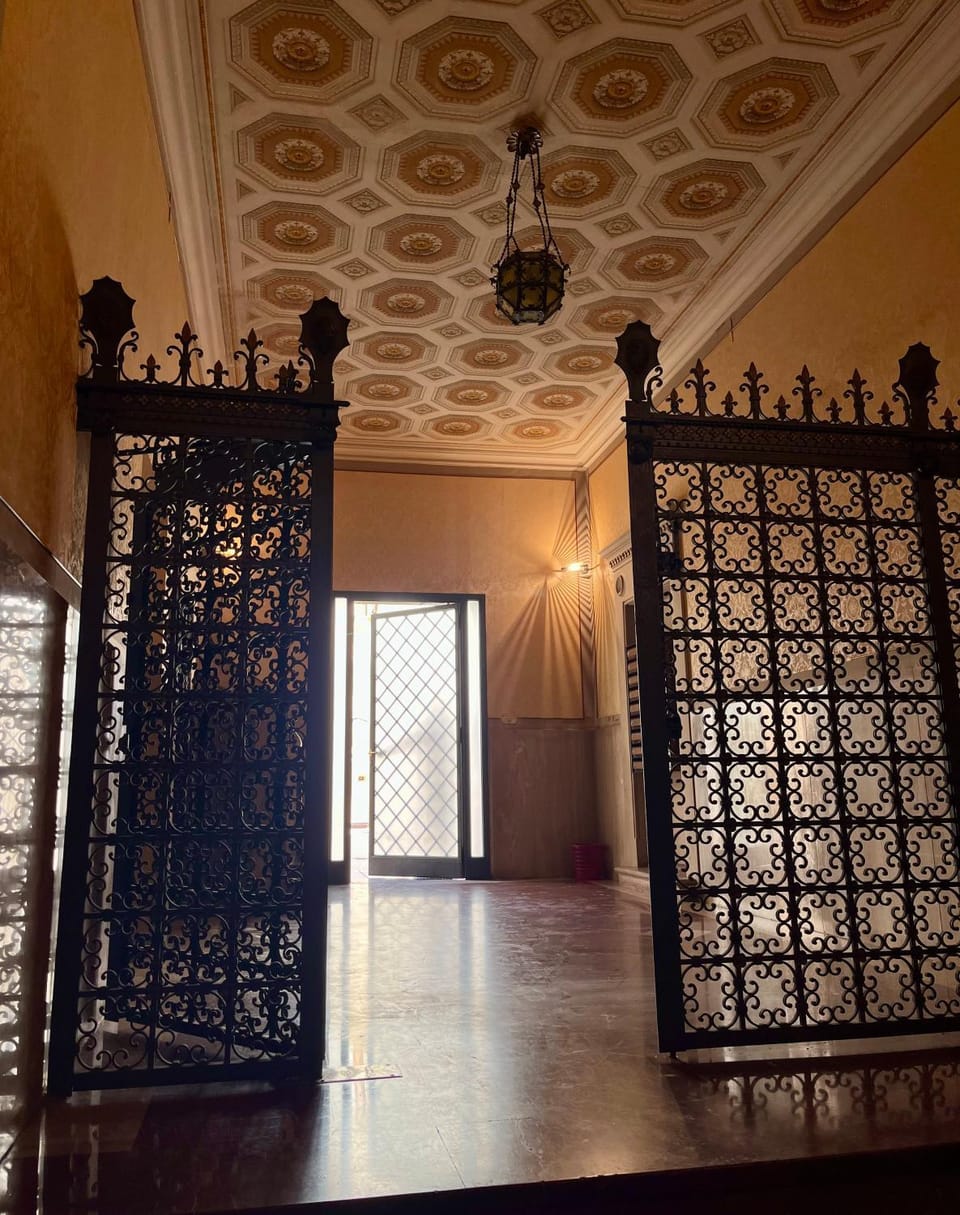 Inner courtyard view
