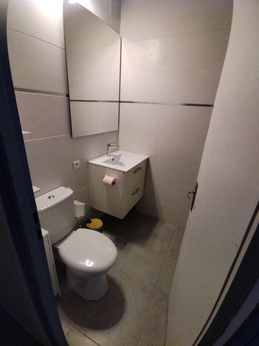 Toilet, Bathroom