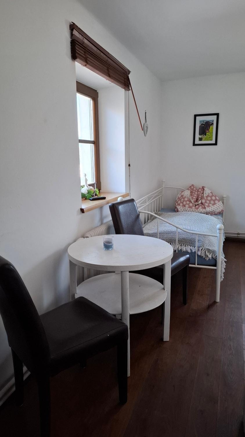 Dining area, Bedroom