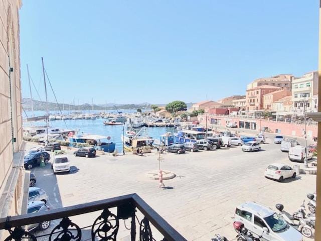 Splendido Appartamento nel Centro de La Maddalena Apartment in Sardinia
