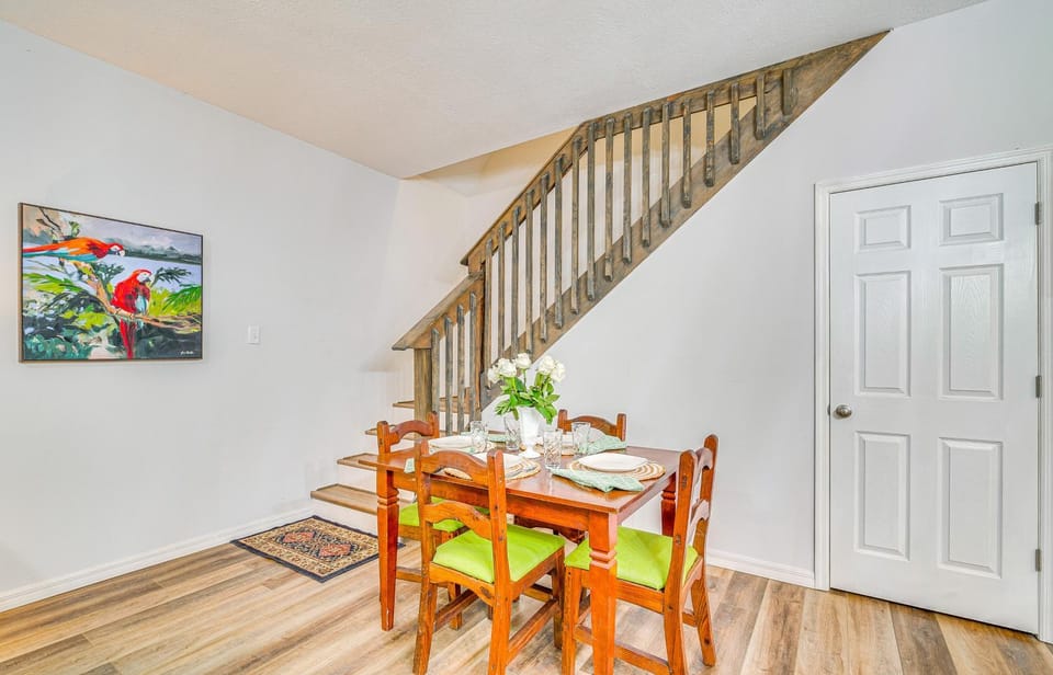 3 Mi to Silver Springs State Park: Cozy Getaway! House in Florida