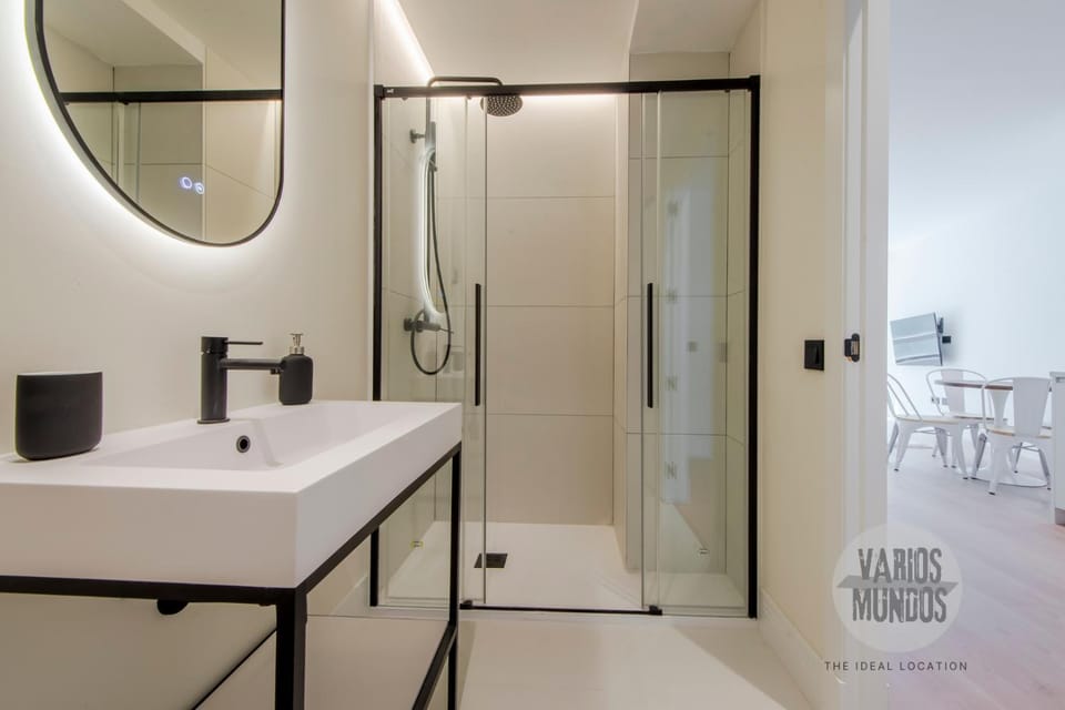 Shower, Bathroom