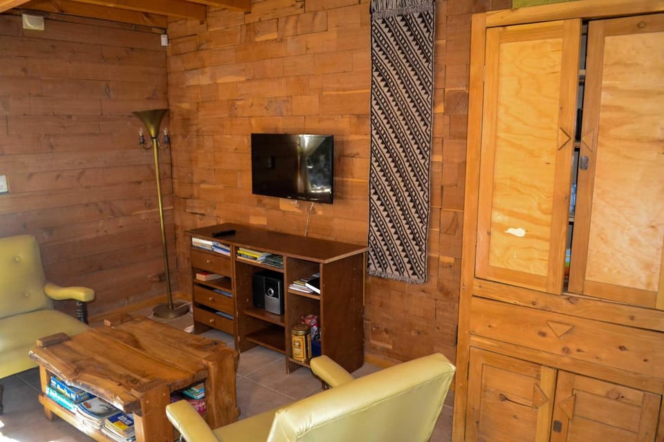 Communal lounge/ TV room, TV and multimedia, Living room, Evening entertainment