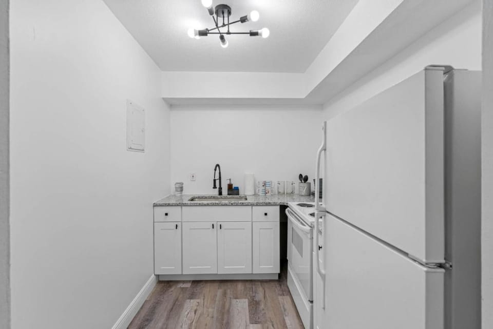 Focus On Luxury Premier South Tampa Apartment in Tampa