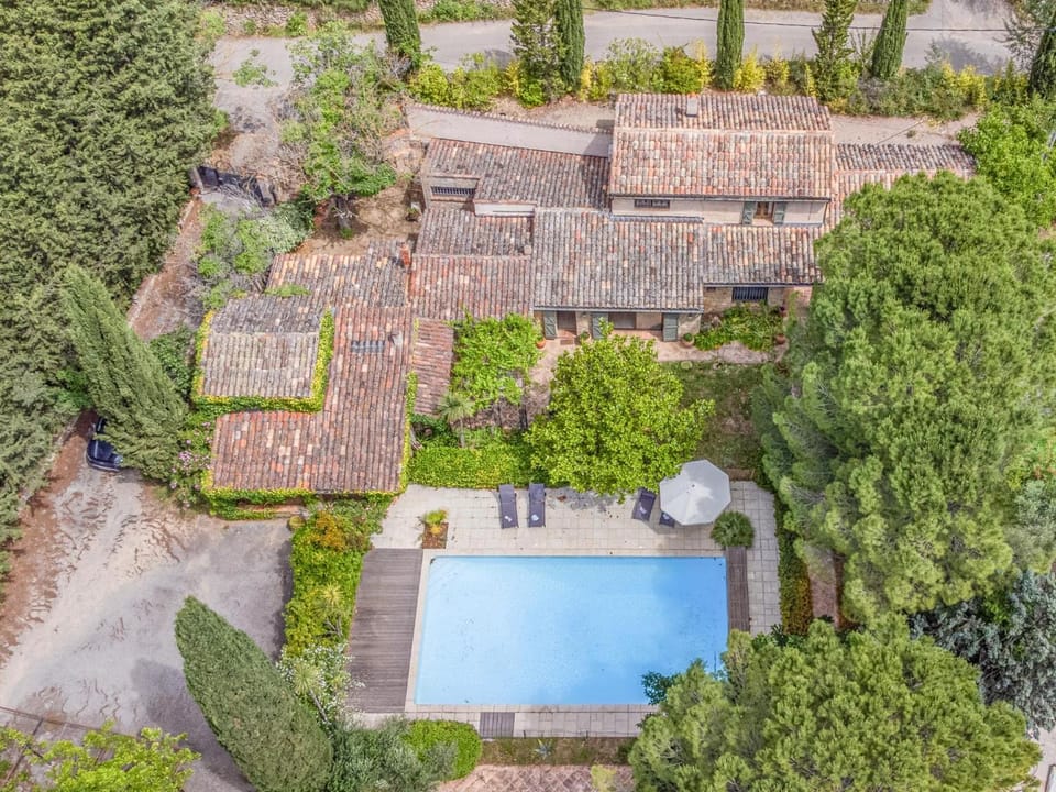 Property building, Summer