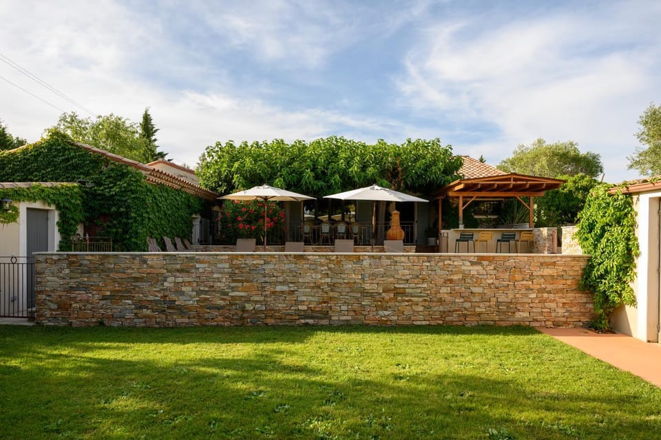 Garden, Garden view