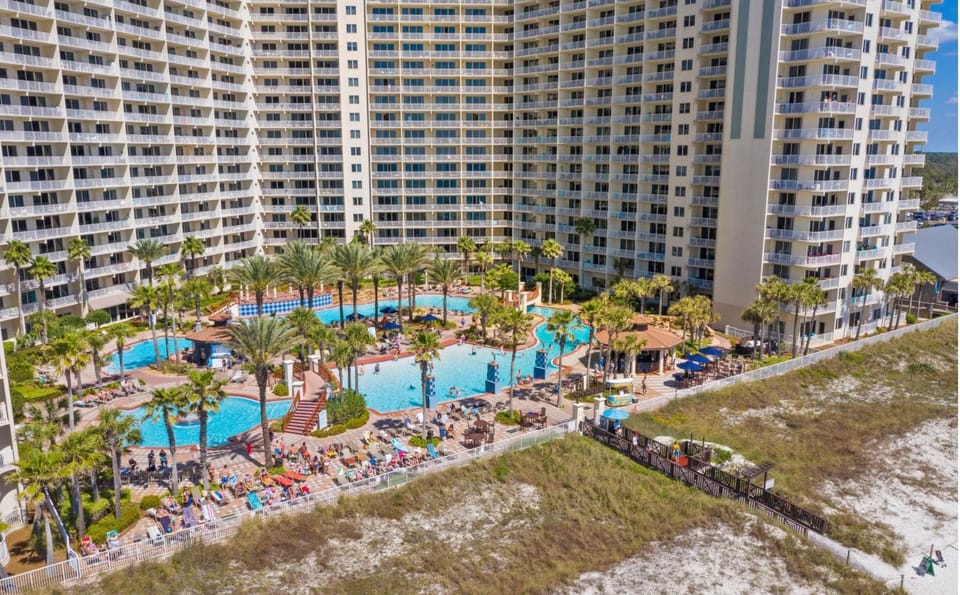 Shores of Panama Chic 2-BD Beachfront Resort Condo! by Dolce Vita Getaways! Apartment in Panama City Beach