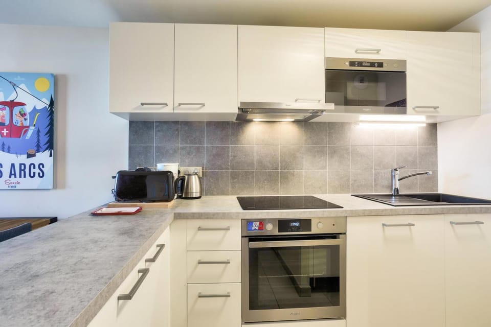 oven, kitchen