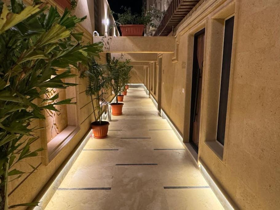 Marron Pharaohs Akhnaton Apartment in New Cairo City