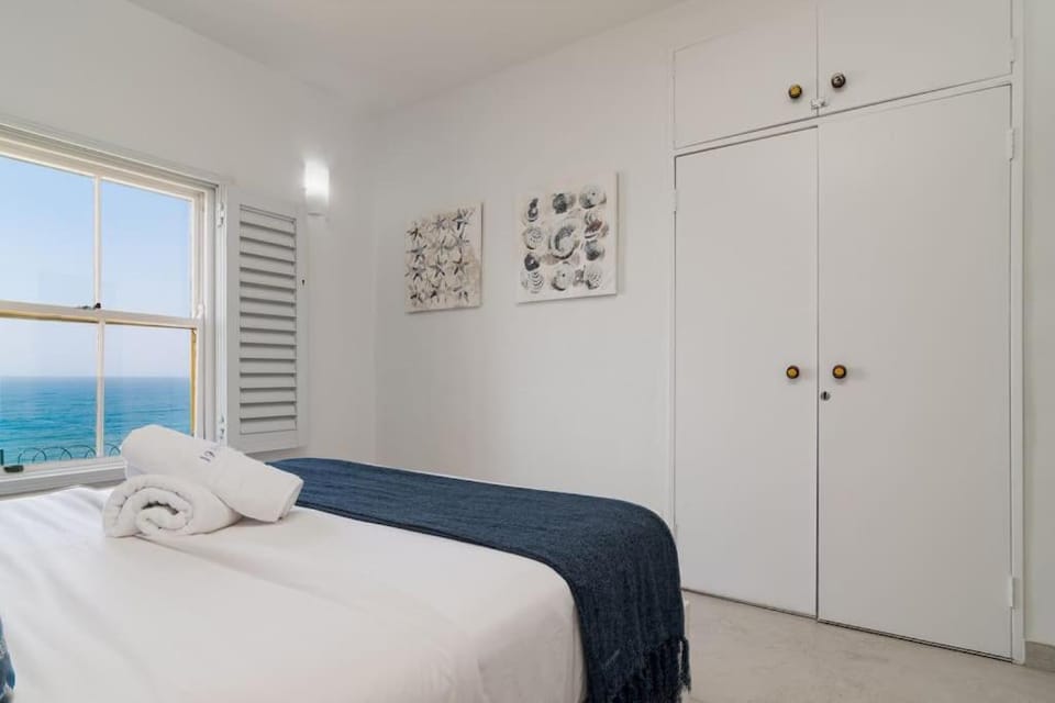 Endless Sea Views at 19 Akrotiri Apartment in Dolphin Coast