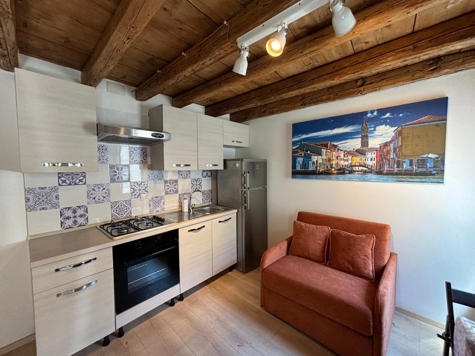 Kitchen or kitchenette, oven, stove