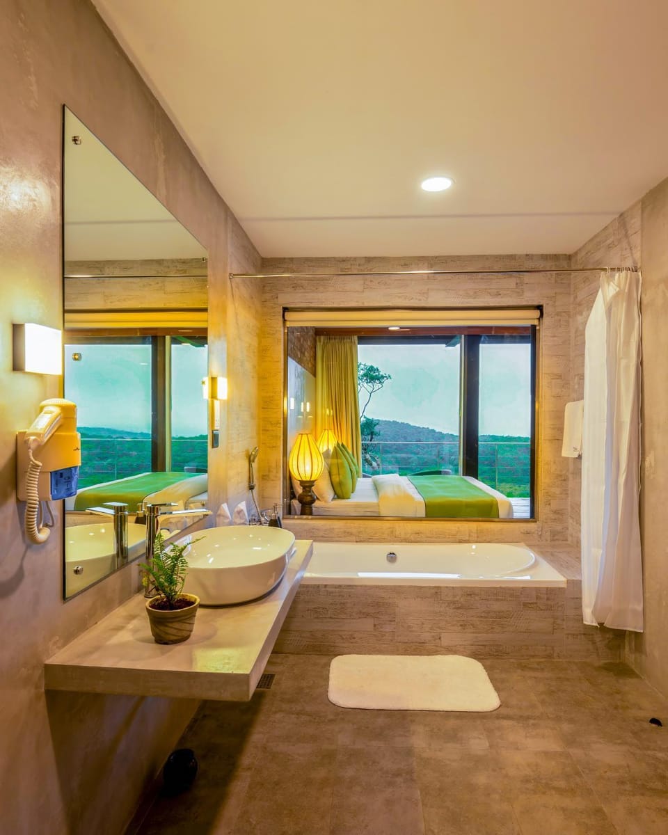 Bathroom, Mountain view