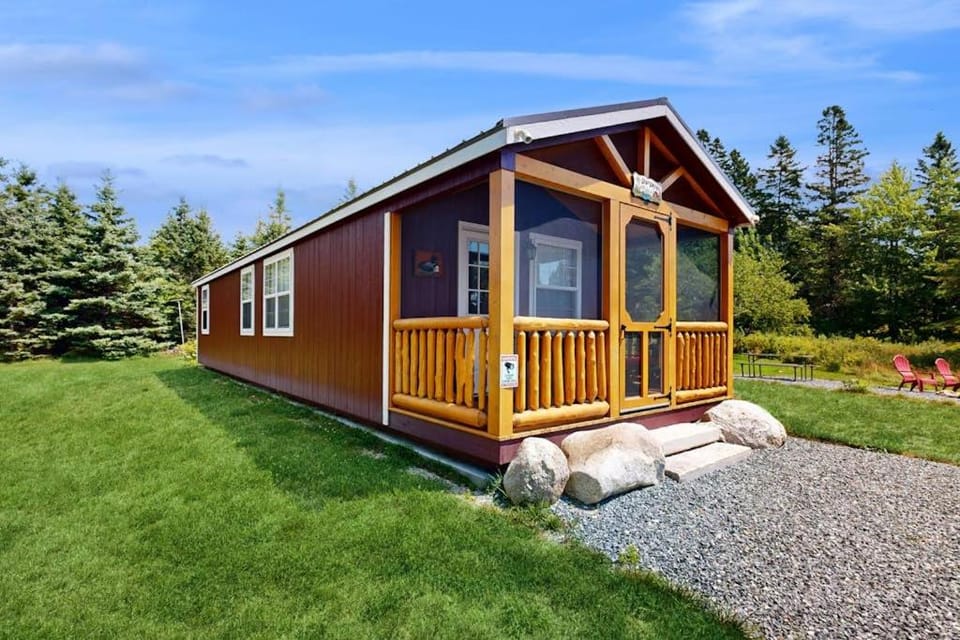 Property building, Day, Natural landscape
