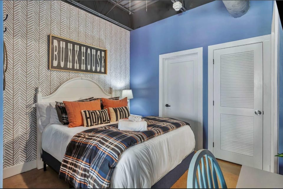 New Studio- 2 beds 7 mins to DT Apartment in Nashville