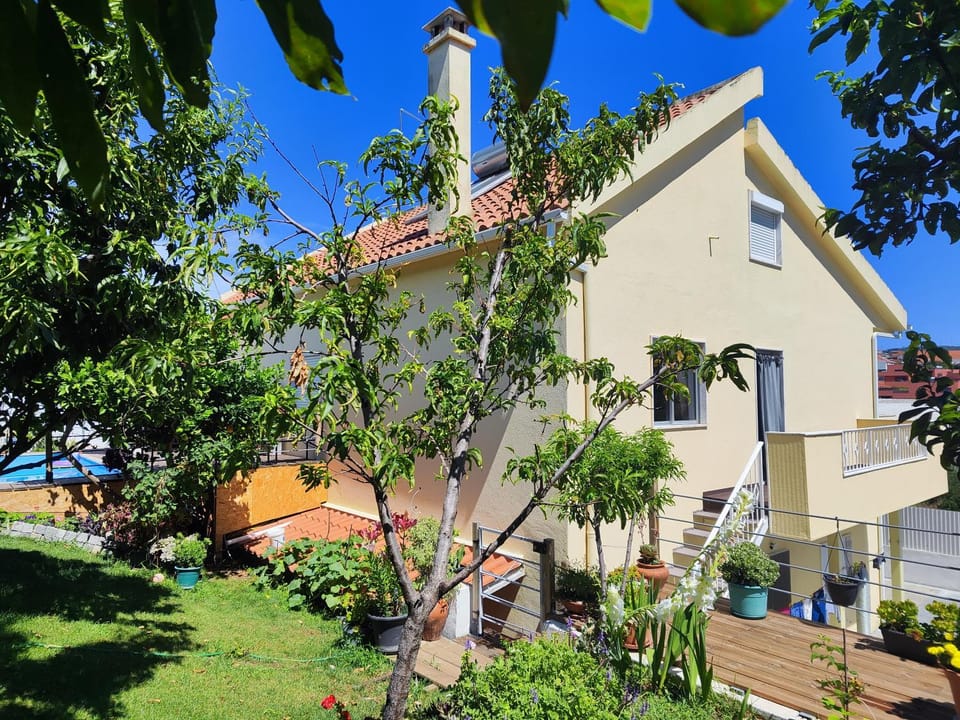 Property building, Garden, Garden view