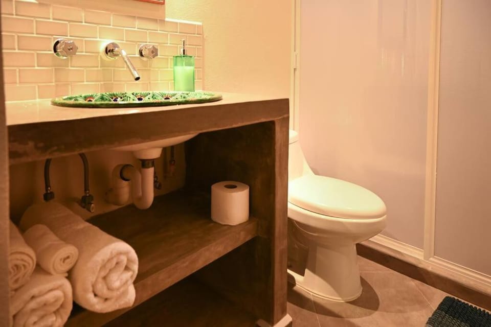 Toilet, Bathroom