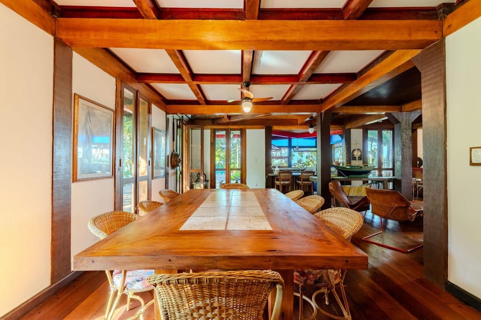 Natural landscape, Dining area, Family