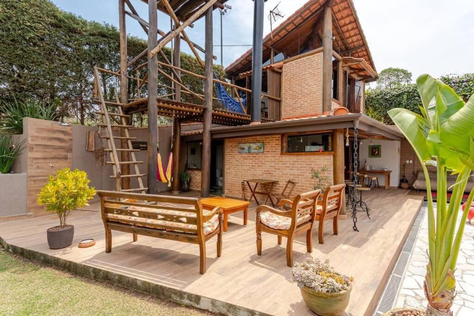 Casa de Hospedes Chalé Rustico com Banheira e Piscina Privativa a 1h de SP Espaço Totalmente Privativo House in Atibaia